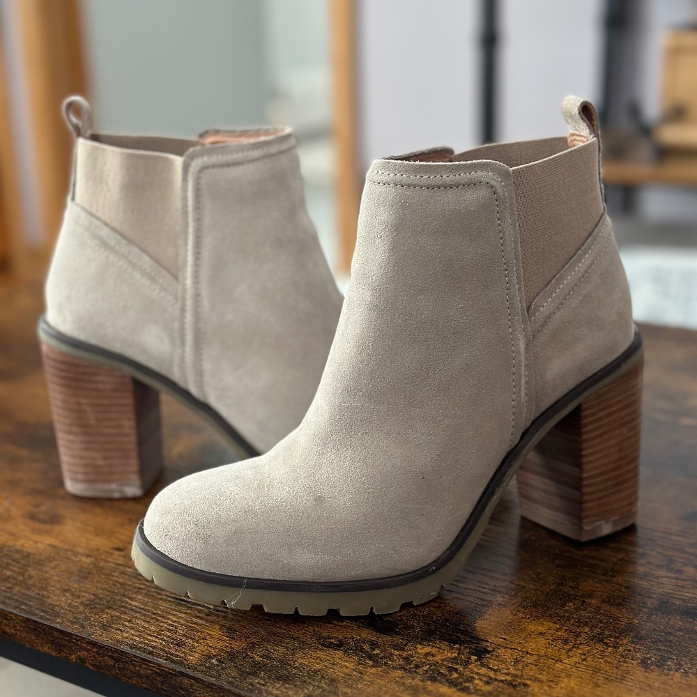 NWT - CREVO Stacked Heel Bootie (Women)